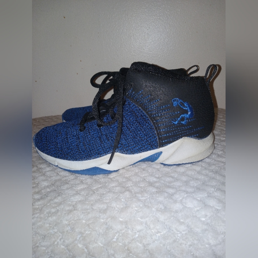 Shaquille O'Neal Boys Athletic Knit Shoe